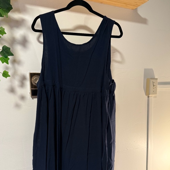 Navy Sleeveless Tie-Side Midi Dress with Pockets - Picture 3 of 7